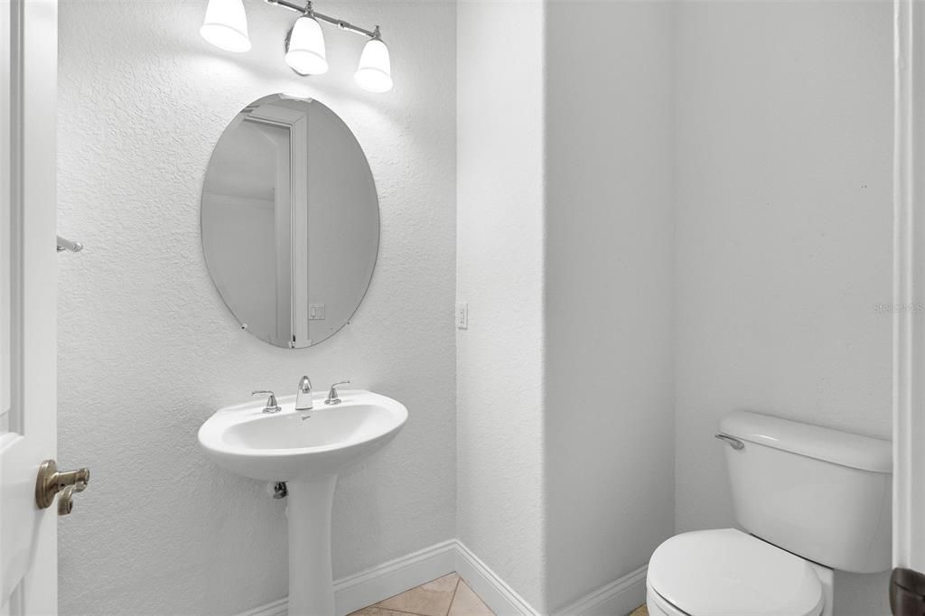 For Rent: $4,500 (3 beds, 2 baths, 1884 Square Feet)