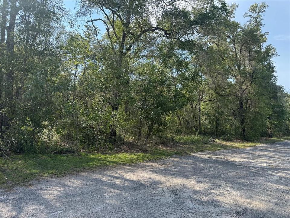 Vendido Recientemente: $129,000 (4.98 acres)