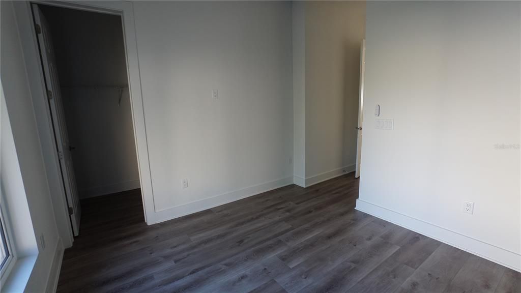 En Venta: $1,250,000 (5 camas, 4 baños, 2706 Pies cuadrados)