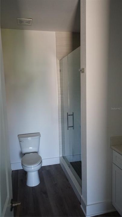 En Venta: $1,250,000 (5 camas, 4 baños, 2706 Pies cuadrados)