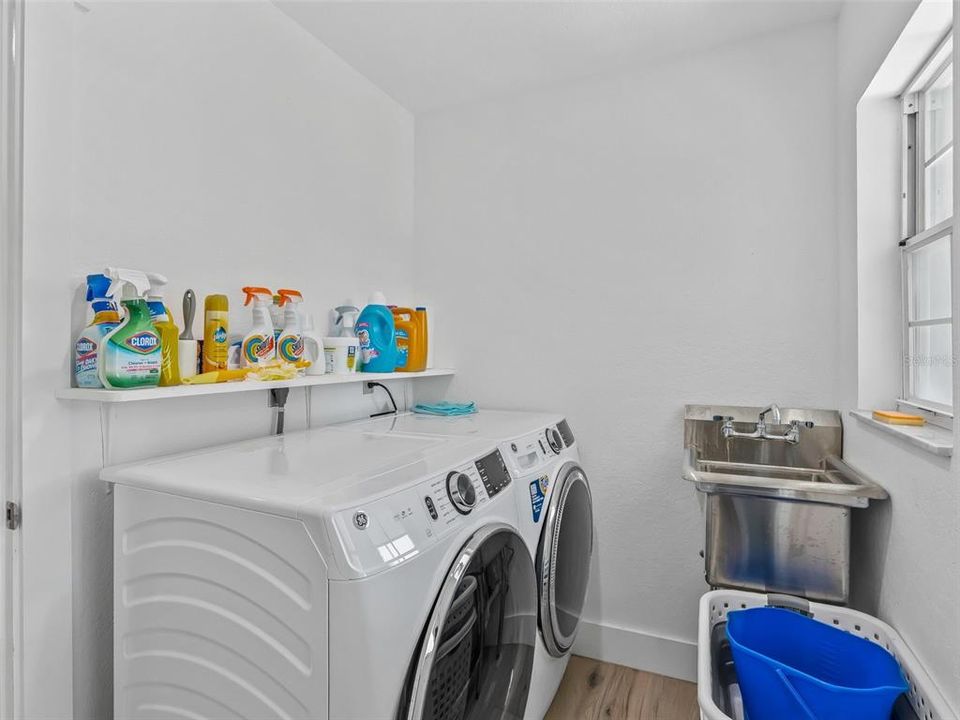 В аренду: $5,500 (3 спален, 2 ванн, 2271 Квадратных фут)