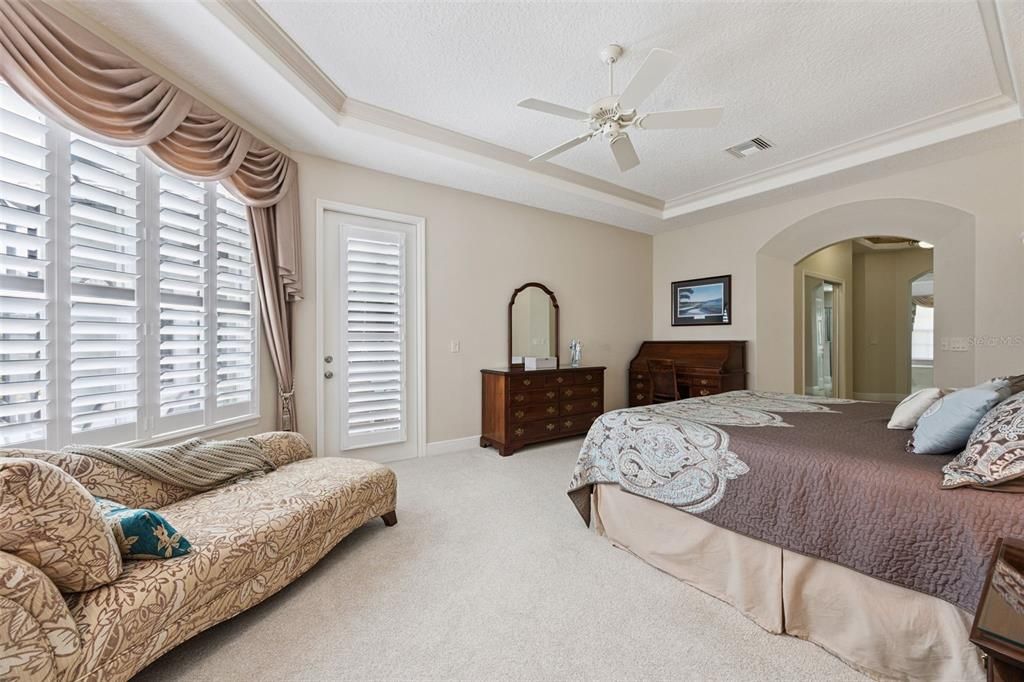 For Sale: $1,200,000 (4 beds, 3 baths, 3131 Square Feet)