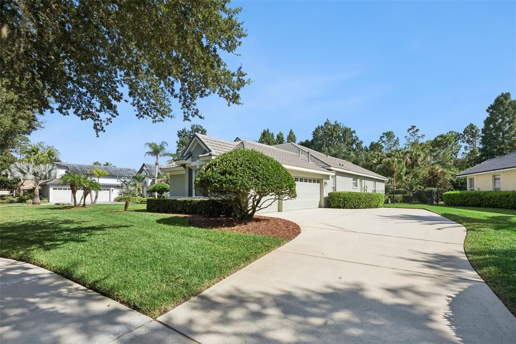 For Sale: $1,200,000 (4 beds, 3 baths, 3131 Square Feet)