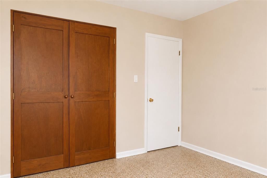 В аренду: $1,795 (3 спален, 1 ванн, 1056 Квадратных фут)