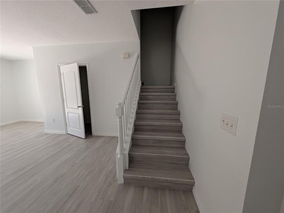 В аренду: $2,400 (3 спален, 2 ванн, 1820 Квадратных фут)