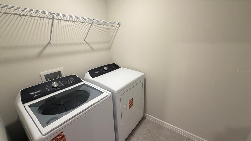 For Rent: $2,300 (3 beds, 2 baths, 1553 Square Feet)
