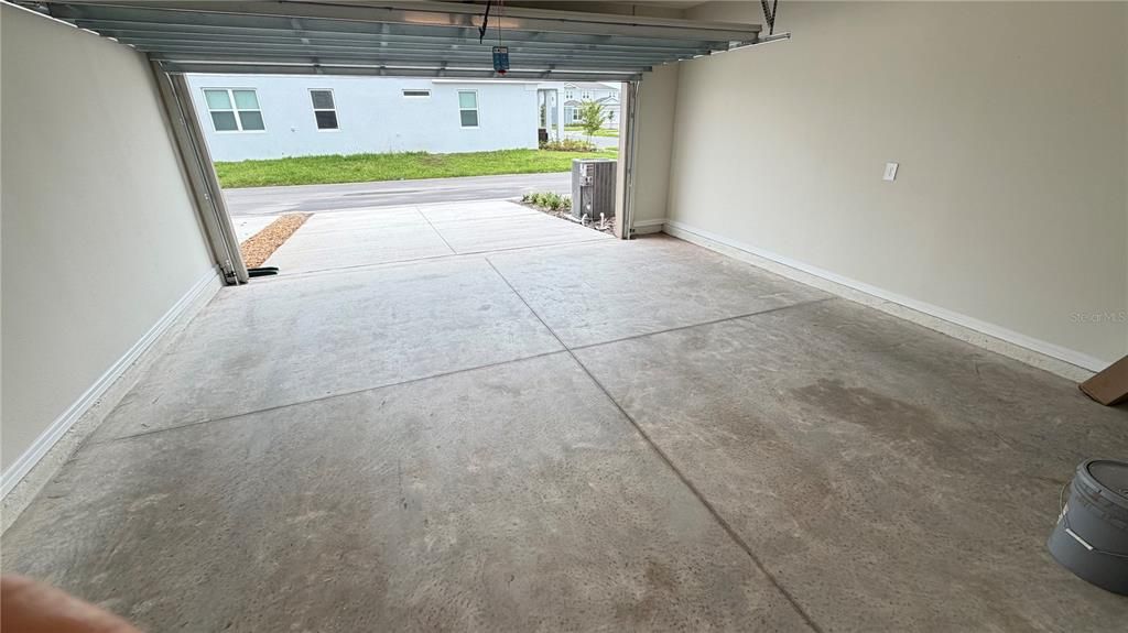 For Rent: $2,300 (3 beds, 2 baths, 1553 Square Feet)