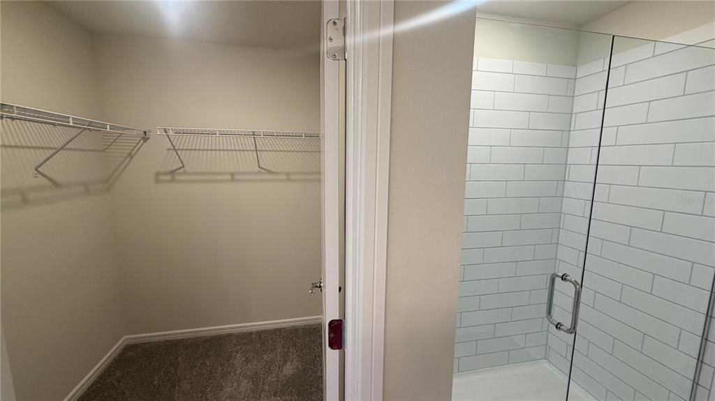 For Rent: $2,300 (3 beds, 2 baths, 1553 Square Feet)
