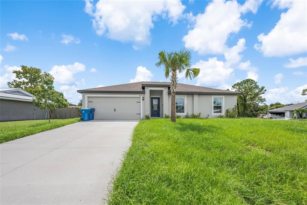 For Sale: $349,900 (3 beds, 2 baths, 1244 Square Feet)