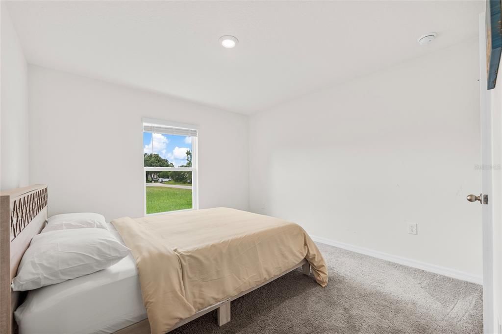 For Sale: $349,900 (3 beds, 2 baths, 1244 Square Feet)
