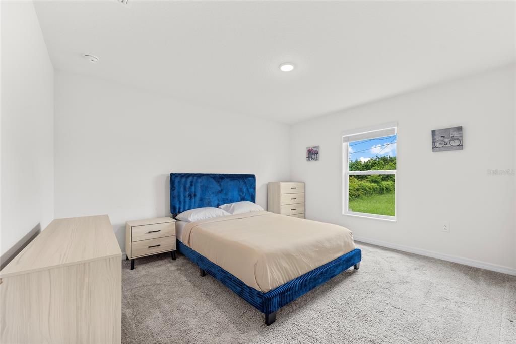For Sale: $349,900 (3 beds, 2 baths, 1244 Square Feet)