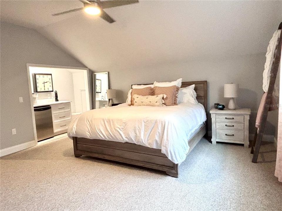 En Venta: $1,299,000 (6 camas, 5 baños, 4315 Pies cuadrados)