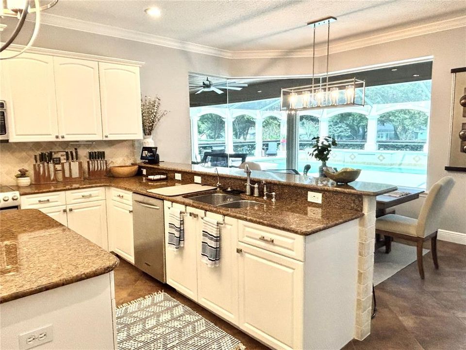 En Venta: $1,299,000 (6 camas, 5 baños, 4315 Pies cuadrados)