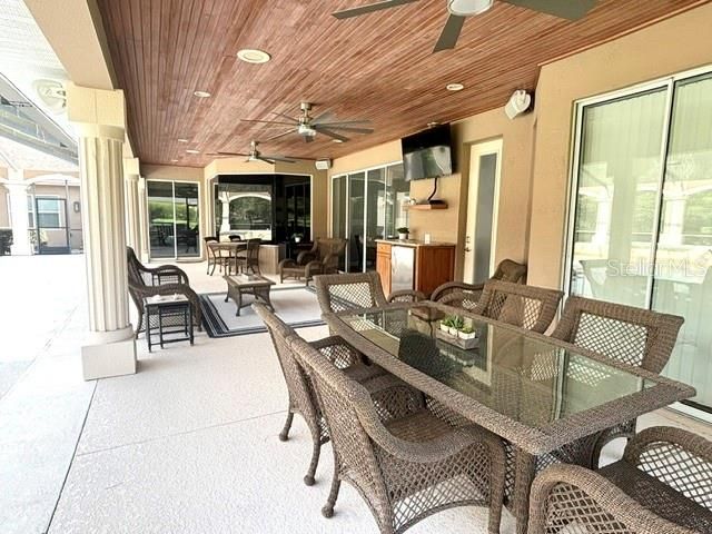 En Venta: $1,299,000 (6 camas, 5 baños, 4315 Pies cuadrados)