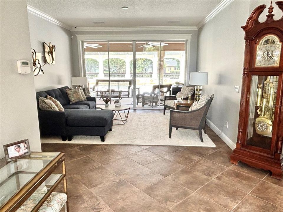 En Venta: $1,299,000 (6 camas, 5 baños, 4315 Pies cuadrados)