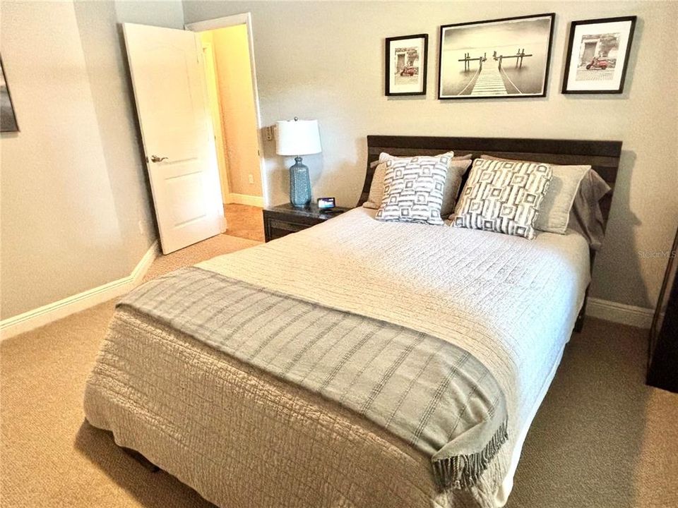En Venta: $1,299,000 (6 camas, 5 baños, 4315 Pies cuadrados)