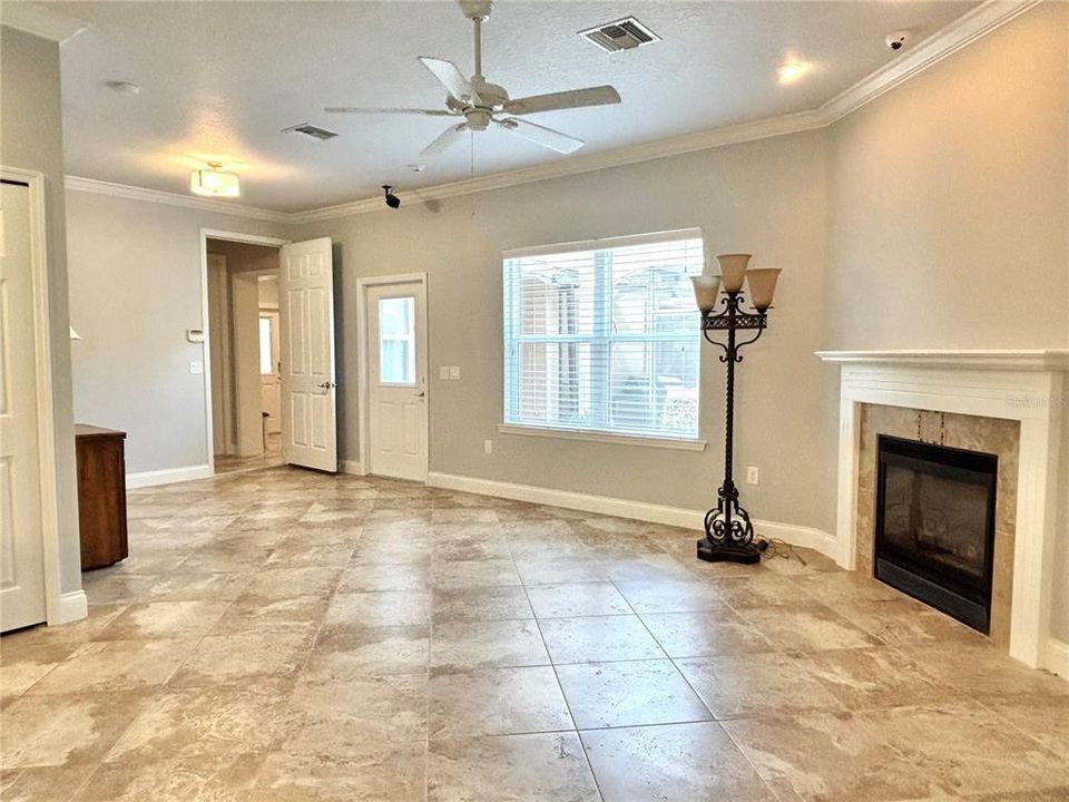 En Venta: $1,299,000 (6 camas, 5 baños, 4315 Pies cuadrados)