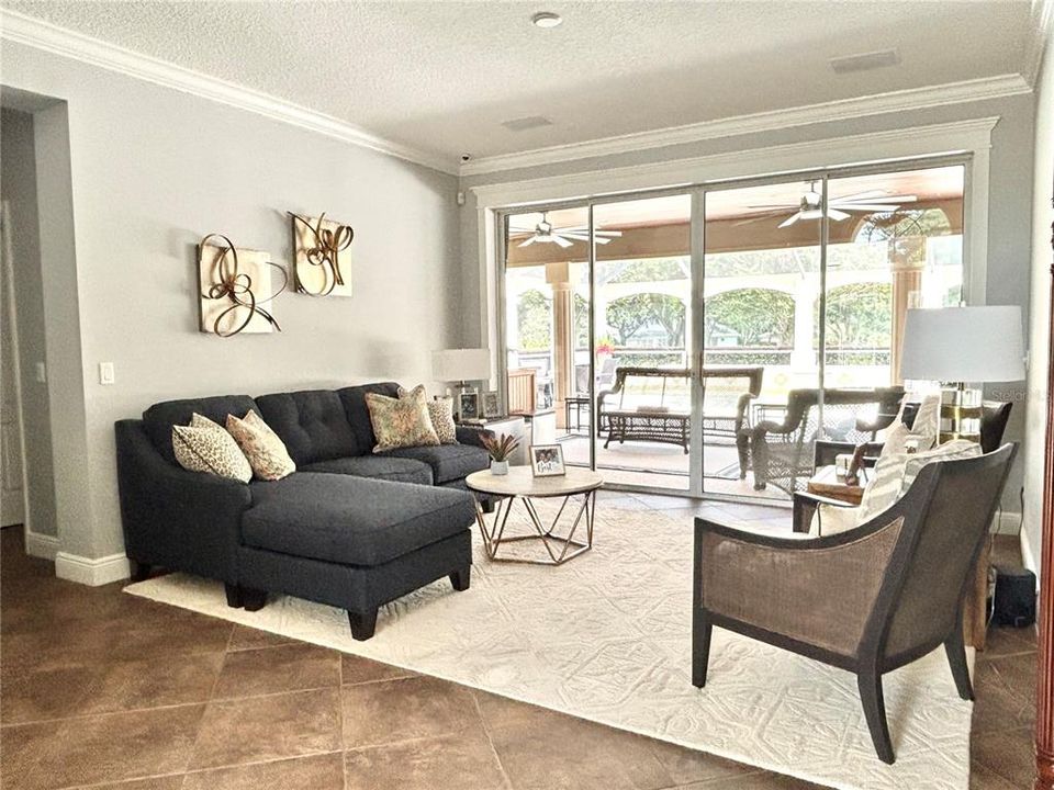 En Venta: $1,299,000 (6 camas, 5 baños, 4315 Pies cuadrados)