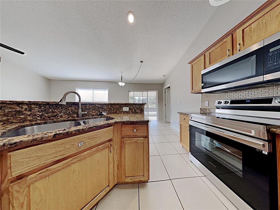 For Sale: $390,000 (3 beds, 2 baths, 1534 Square Feet)