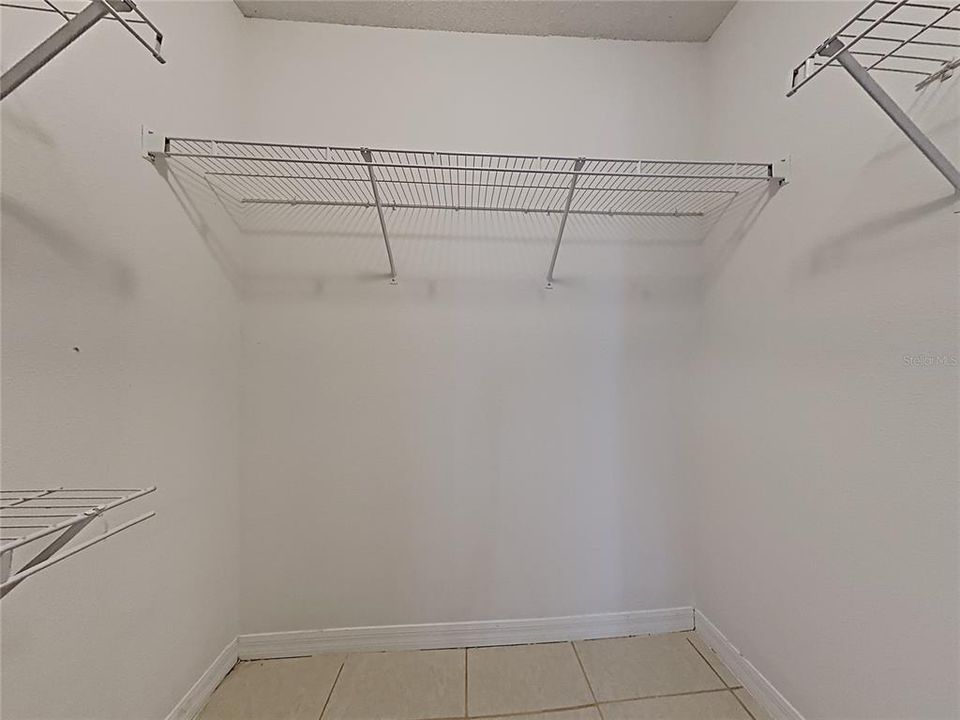 For Sale: $390,000 (3 beds, 2 baths, 1534 Square Feet)