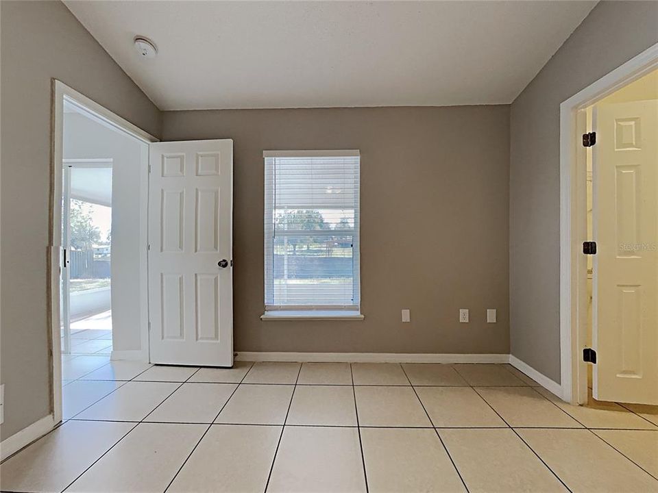 For Sale: $390,000 (3 beds, 2 baths, 1534 Square Feet)