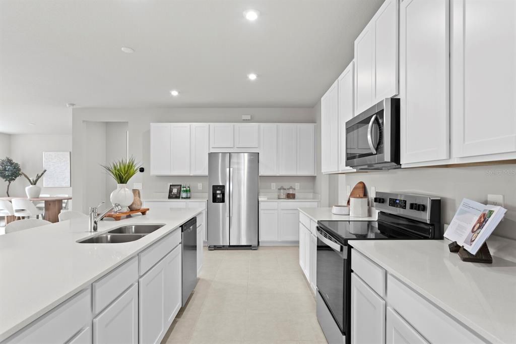 For Sale: $553,990 (4 beds, 3 baths, 2606 Square Feet)