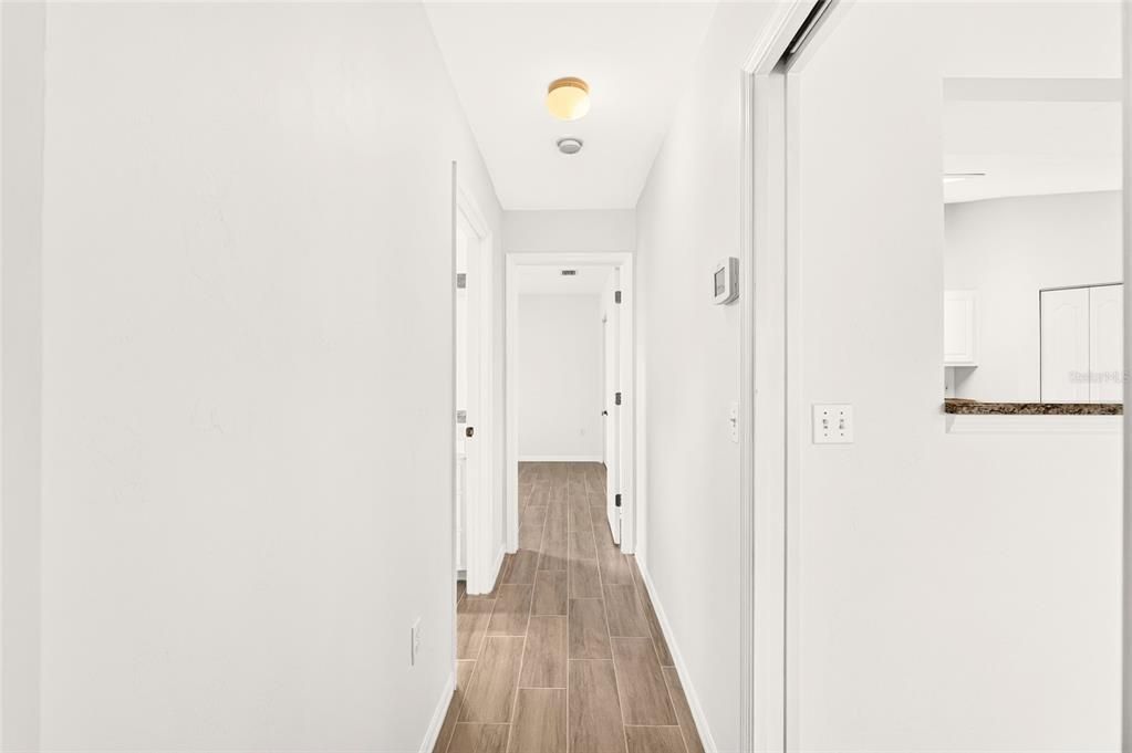 En Venta: $379,900 (4 camas, 2 baños, 1834 Pies cuadrados)