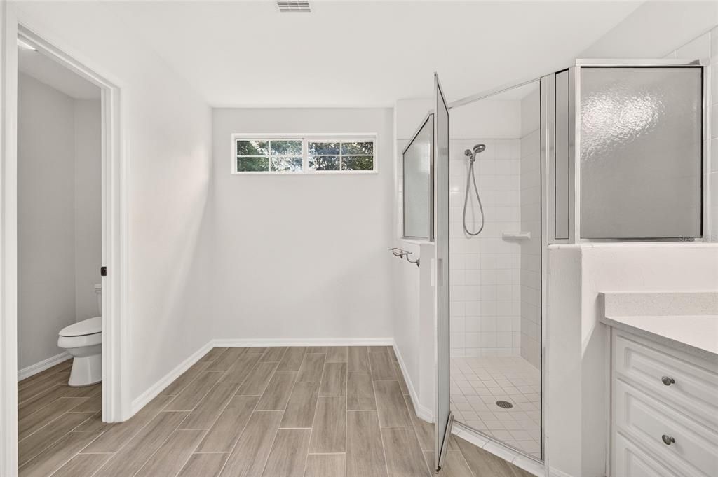 En Venta: $379,900 (4 camas, 2 baños, 1834 Pies cuadrados)