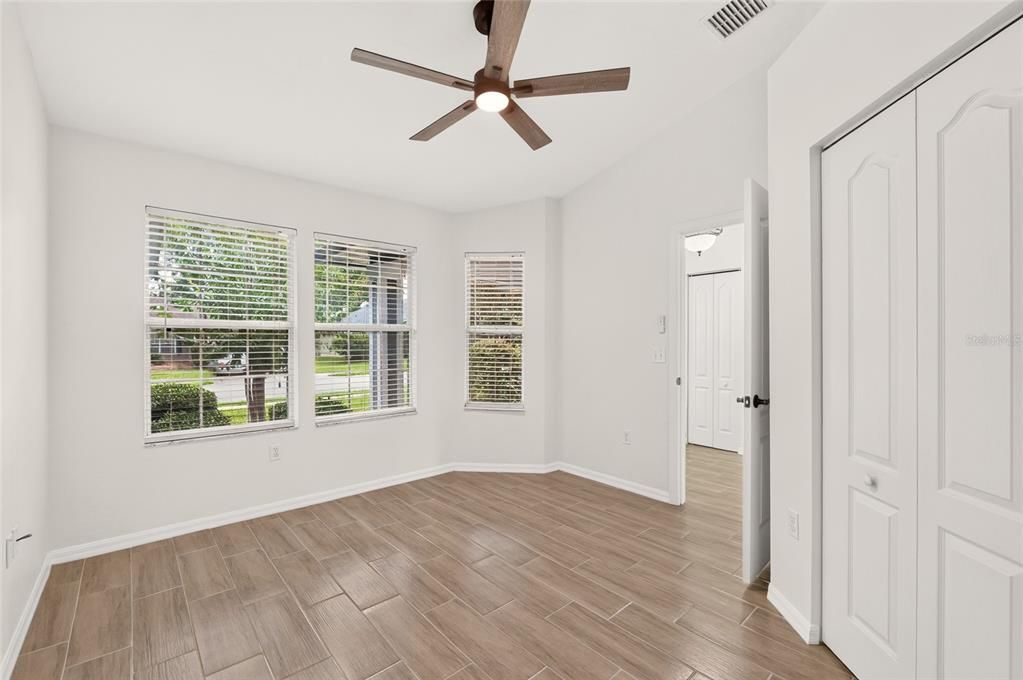 En Venta: $379,900 (4 camas, 2 baños, 1834 Pies cuadrados)