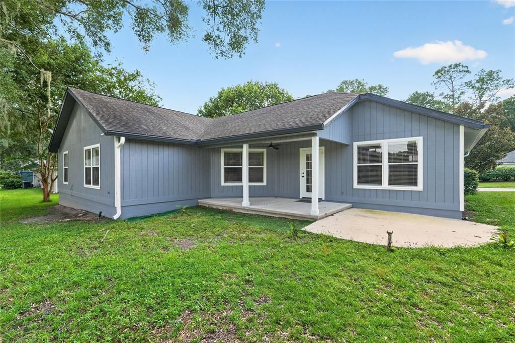 En Venta: $379,900 (4 camas, 2 baños, 1834 Pies cuadrados)