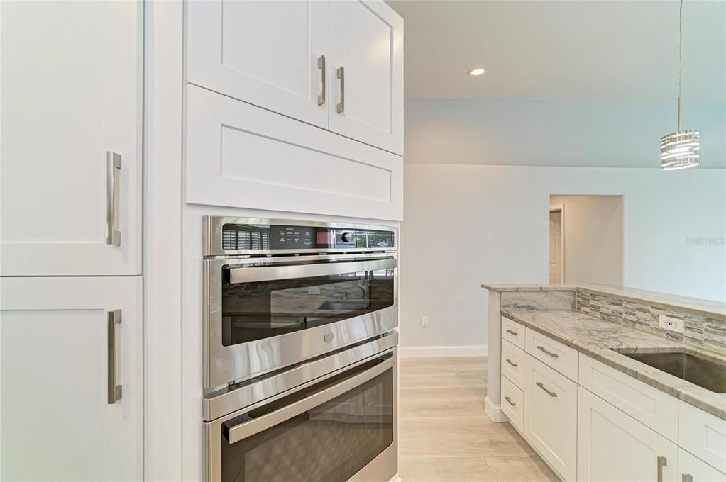 En Venta: $424,900 (3 camas, 2 baños, 1677 Pies cuadrados)