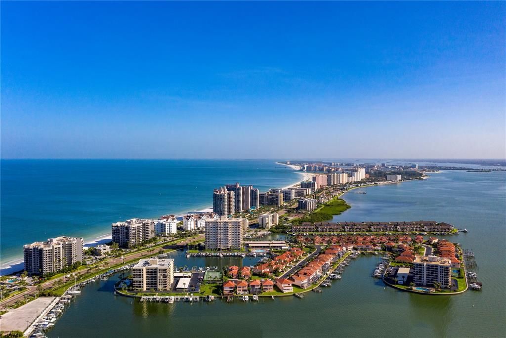 En Venta: $875,000 (2 camas, 2 baños, 1390 Pies cuadrados)
