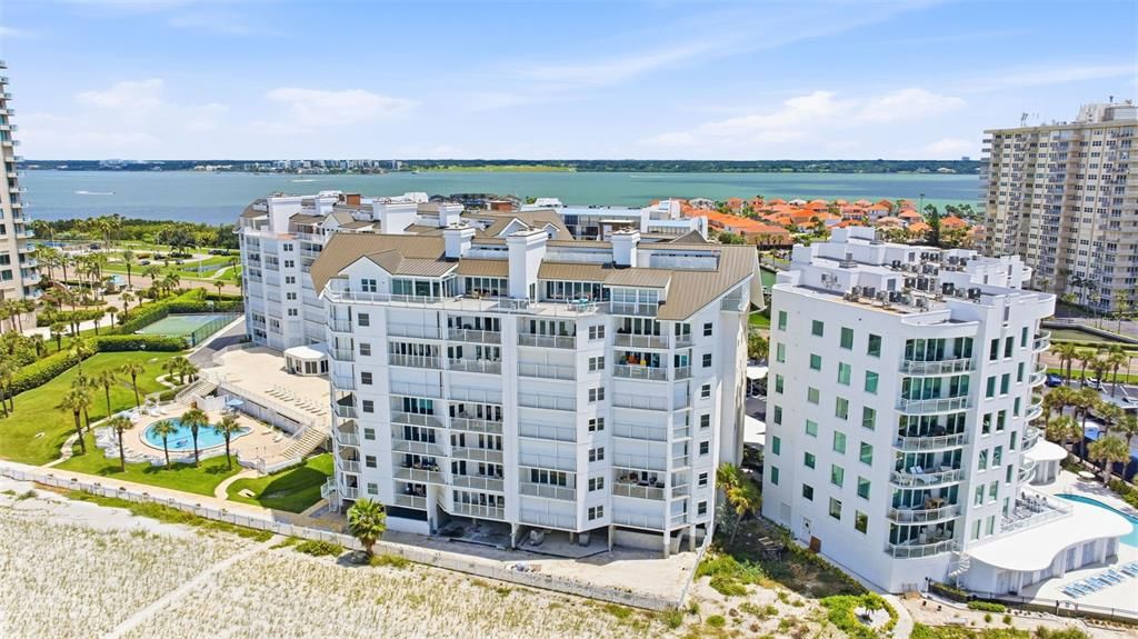 En Venta: $875,000 (2 camas, 2 baños, 1390 Pies cuadrados)