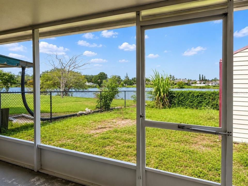 For Sale: $265,000 (3 beds, 2 baths, 1158 Square Feet)
