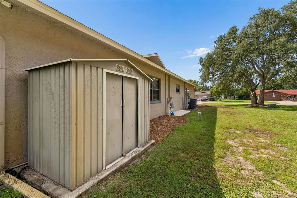En Venta: $455,000 (4 camas, 2 baños, 1685 Pies cuadrados)