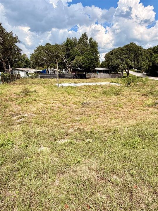 待售: $32,500 (0.35 acres)