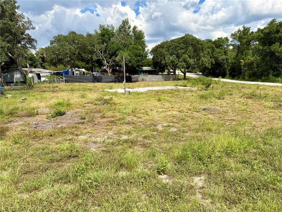 待售: $32,500 (0.35 acres)