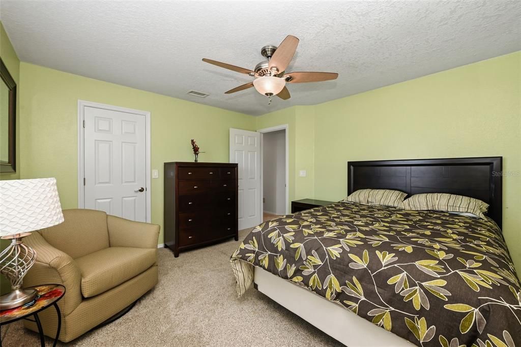 For Sale: $620,000 (4 beds, 3 baths, 3216 Square Feet)