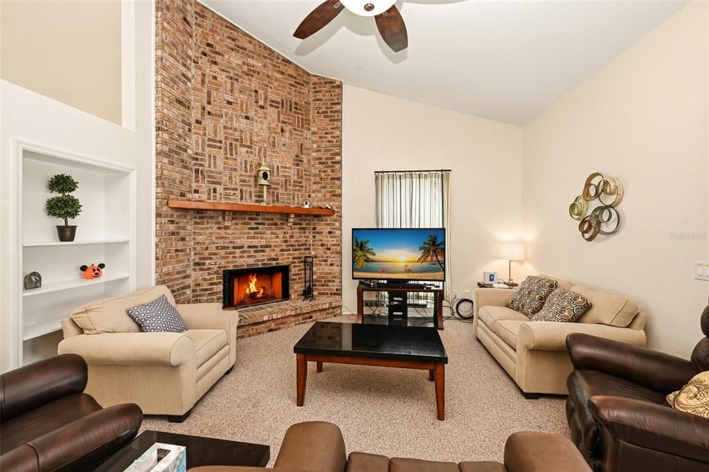 For Sale: $620,000 (4 beds, 3 baths, 3216 Square Feet)