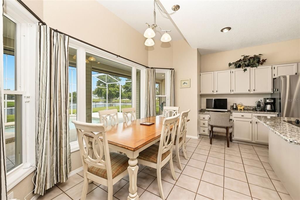 For Sale: $620,000 (4 beds, 3 baths, 3216 Square Feet)