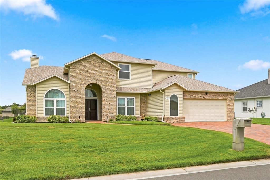 For Sale: $620,000 (4 beds, 3 baths, 3216 Square Feet)