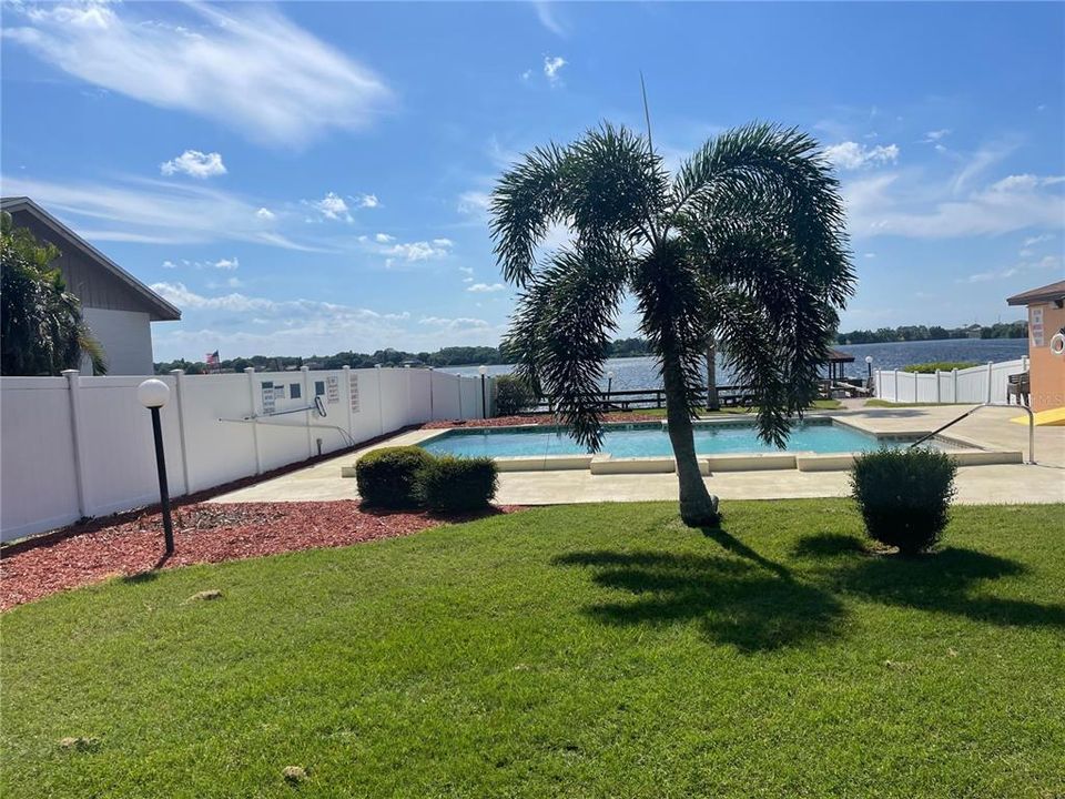 For Rent: $1,695 (3 beds, 2 baths, 1611 Square Feet)
