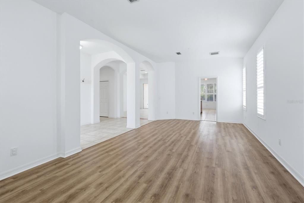 На продажу: $495,000 (3 спален, 2 ванн, 1973 Квадратных фут)