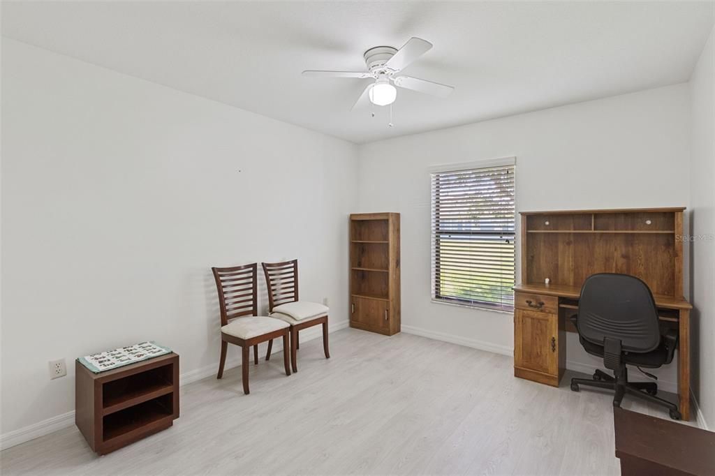 For Sale: $225,000 (3 beds, 2 baths, 1470 Square Feet)