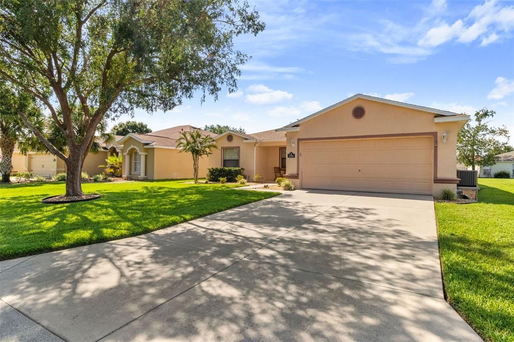 For Sale: $225,000 (3 beds, 2 baths, 1470 Square Feet)