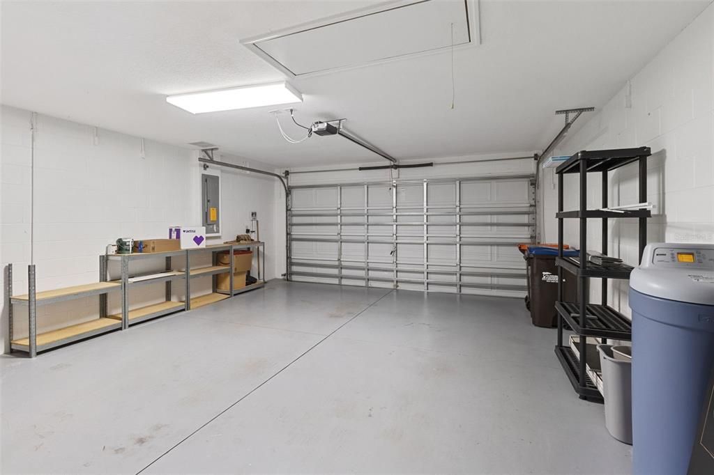 For Sale: $225,000 (3 beds, 2 baths, 1470 Square Feet)