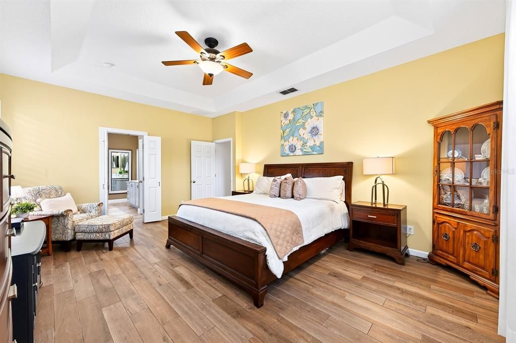 Activo con contrato: $499,000 (3 camas, 2 baños, 2067 Pies cuadrados)