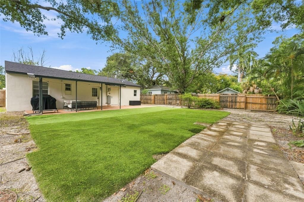 En Venta: $459,000 (3 camas, 2 baños, 984 Pies cuadrados)