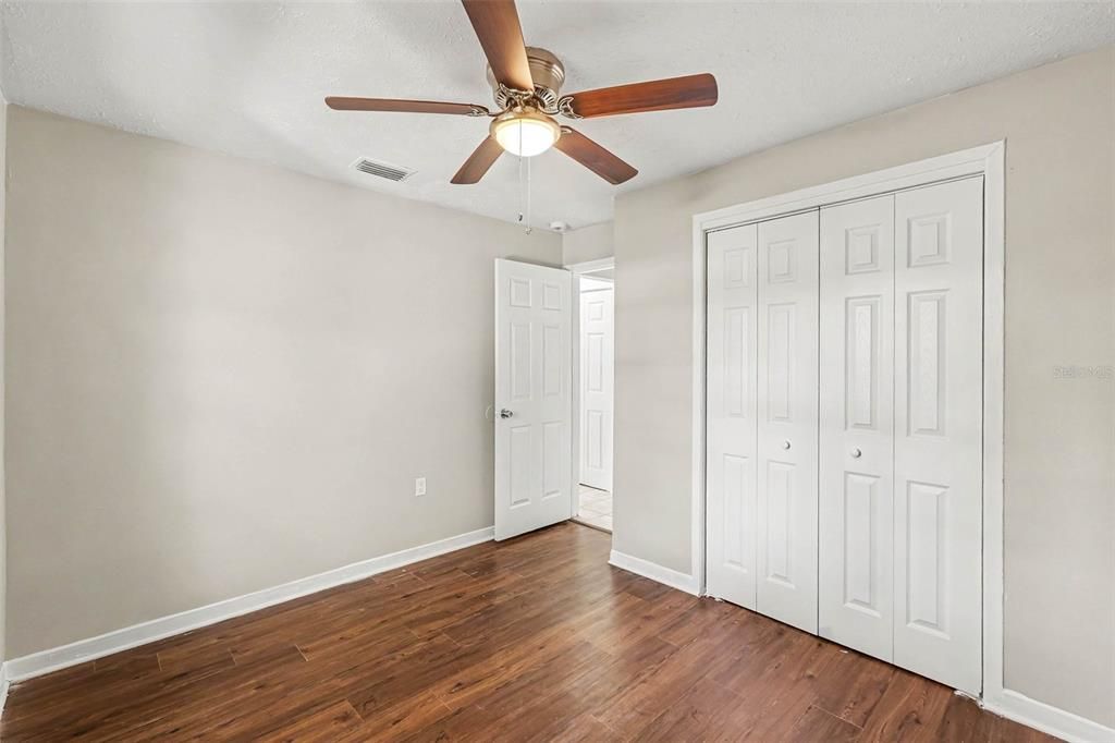 For Rent: $2,000 (3 beds, 1 baths, 1366 Square Feet)