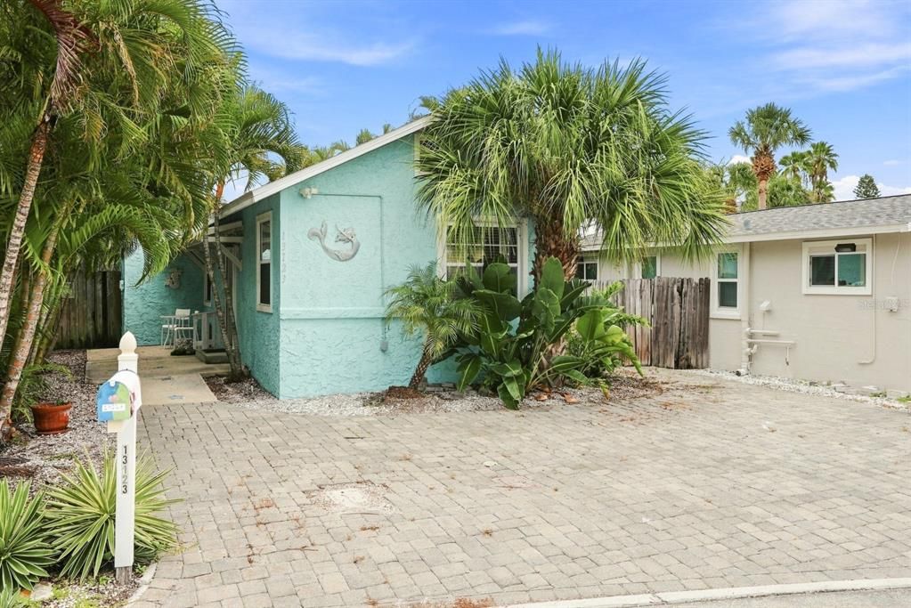 En Venta: $425,000 (2 camas, 1 baños, 681 Pies cuadrados)